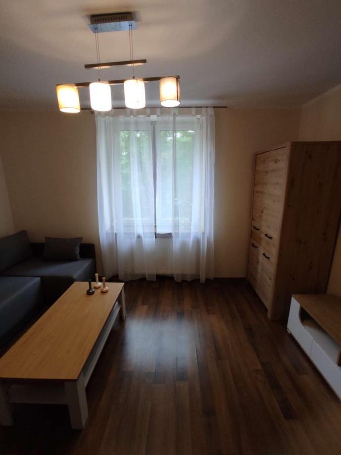 Obok Szczesliwej 7 Appartement Gliwice Buitenkant foto